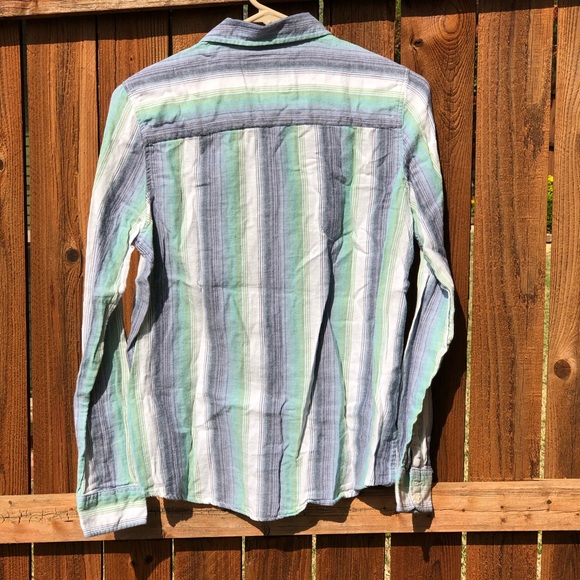 Forever 21 Button Up , Medium, NWOT, pet/smoke free home - Picture 2 of 9